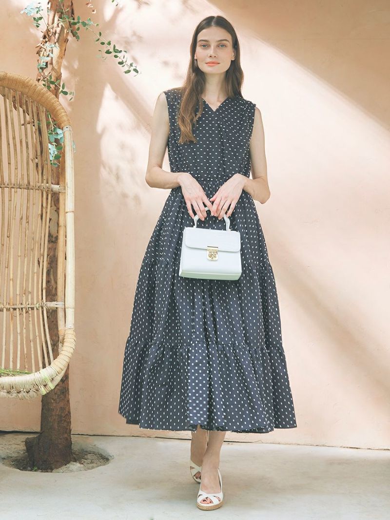 efla ドット柄ティアードボリュームワンピース efla(エフラ)公式通販｜ドット柄ティアードボリュームワンピース