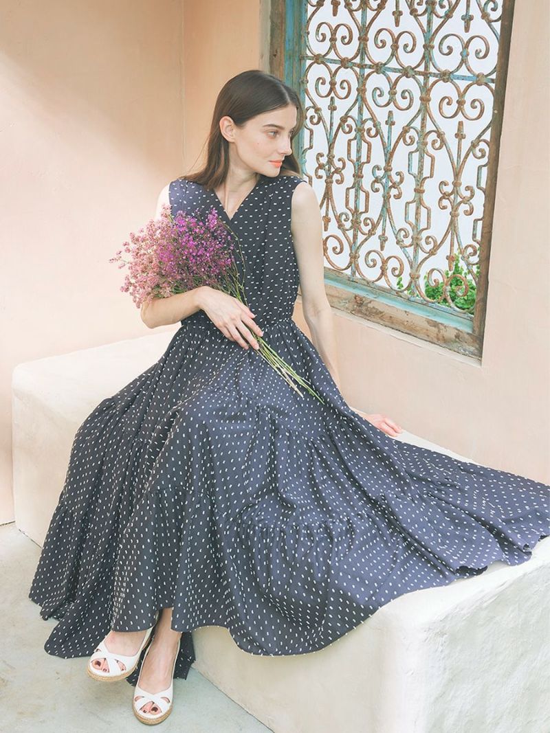 fillil】ドットボリューム袖ワンピース【新品】 バックスリット