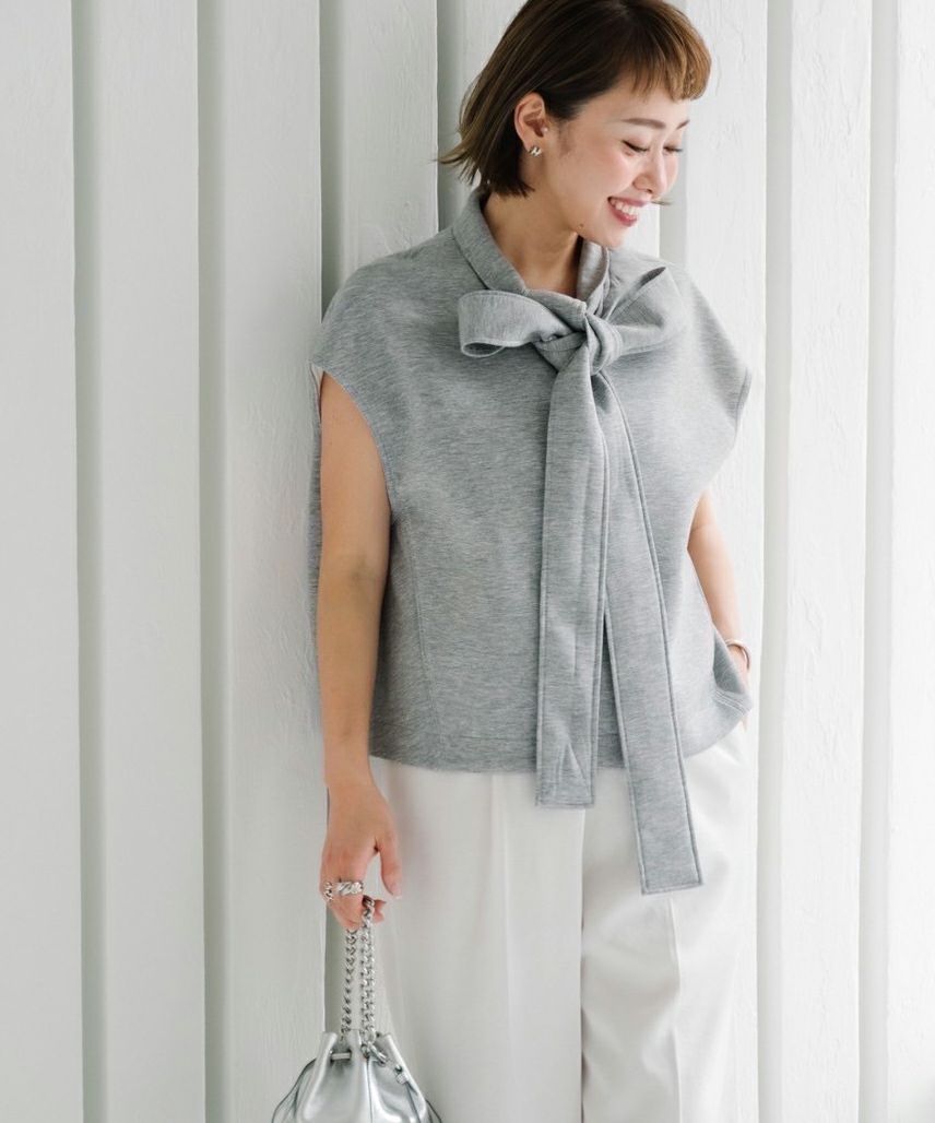 【最終値下げ♡新品未使用】ヴェロフォンナアキロンコラボボウタイプルオーバー Re.Verofonna(ヴェロフォンナ)公式通販｜アキロンコラボボウタイプル